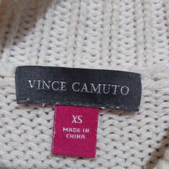 cute sweater bundle - Picture 8 of 9